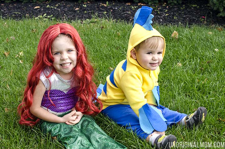 DIY Mermaid Costumewith a REPOSITIONABLE Fin!
