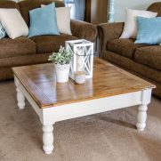 Farmhouse Coffee Table Makeover